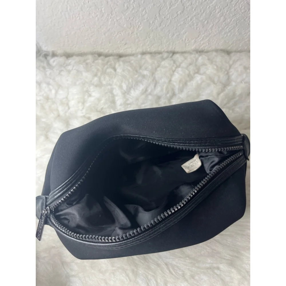 Jimmy Choo Parfums Cosmetic Travel Pouch Bag Black